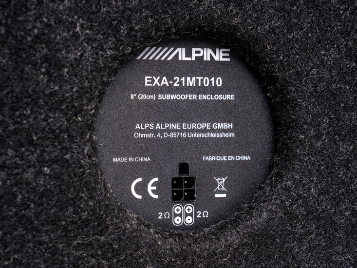 Alpine SWC-W84S907 custom fit 8 inch subwoofer kist voor Mercedes Sprinter