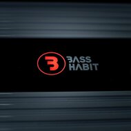 Bass Habit Play SP12001FR mono block versterker 1210 watts RMS 1 ohms